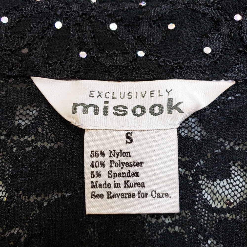 Exclusively Misook Rainbow Sequin Lace Button Down - Picture 7 of 7